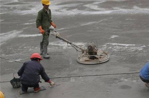 钢结构楼层板如何浇筑混凝土（浇筑钢结构楼层板施工安全措施混凝土泵管布置要点） 钢结构钢结构螺旋楼梯施工 第3张