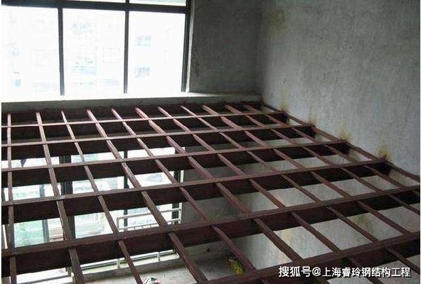 钢结构楼房搭建视频（关于钢结构楼房搭建的视频）