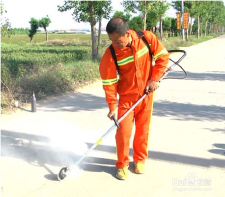 混凝土道路裂缝修补方法（嵌缝堵漏法：混凝土裂缝修补后的养护技巧,裂缝修补成本分析）