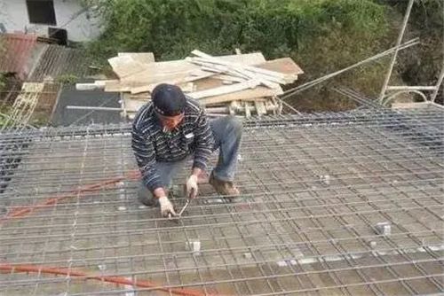 屋面钢筋怎么铺设视频（屋面钢筋怎么铺设） 结构电力行业施工 第4张