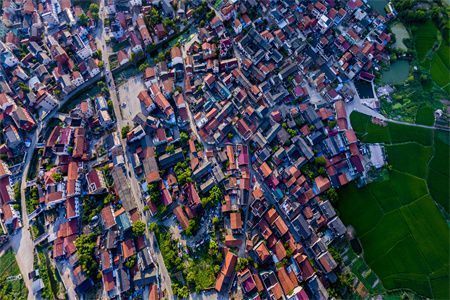 自建房地基下沉加固图片视频（关于自建房地基下沉加固的图片和视频和视频） 钢结构玻璃栈道设计 第4张