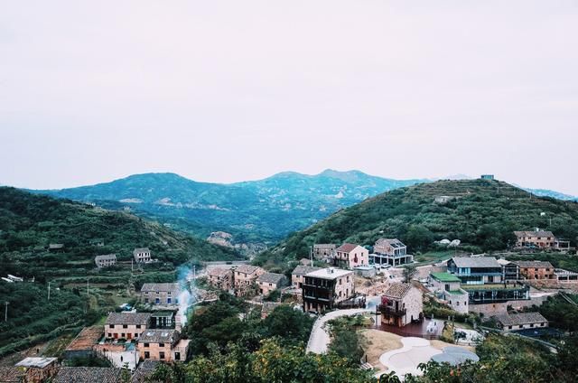 钢结构观景平台建造成本（观景平台施工周期影响因素,观景平台设计费用估算方法）