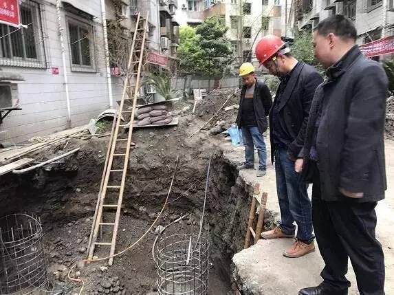 电梯钢结构井道横梁间距规范要求标准（电梯钢结构井道横梁间距的规范标准是不超过2.5m/档） 结构桥梁钢结构设计 第1张